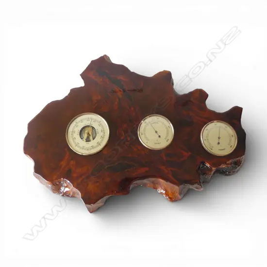 SWAMP KAURI TRIPPLE GAUGE DISPLAY W.555mm