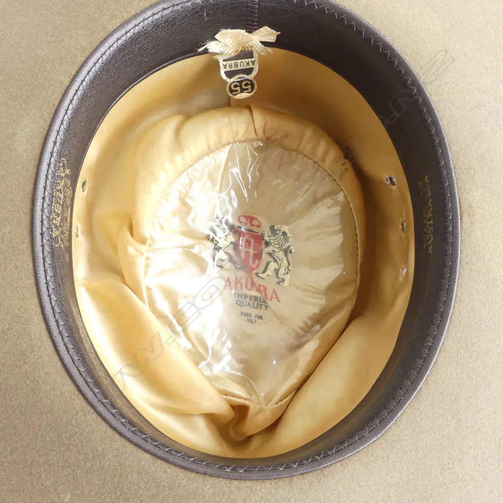 AKUBRA 'CATTLEMAN' FELT HAT MADE IN AUSTRALIA SIZE 55 Image 1++