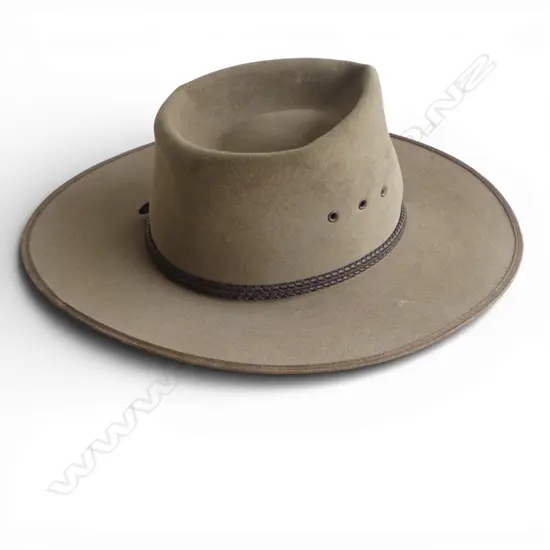 AKUBRA 'CATTLEMAN' FELT HAT MADE IN AUSTRALIA SIZE 55