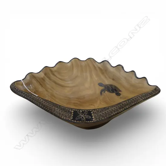 SAMOAN CLAM FORM BOWL H.110 W.345mm