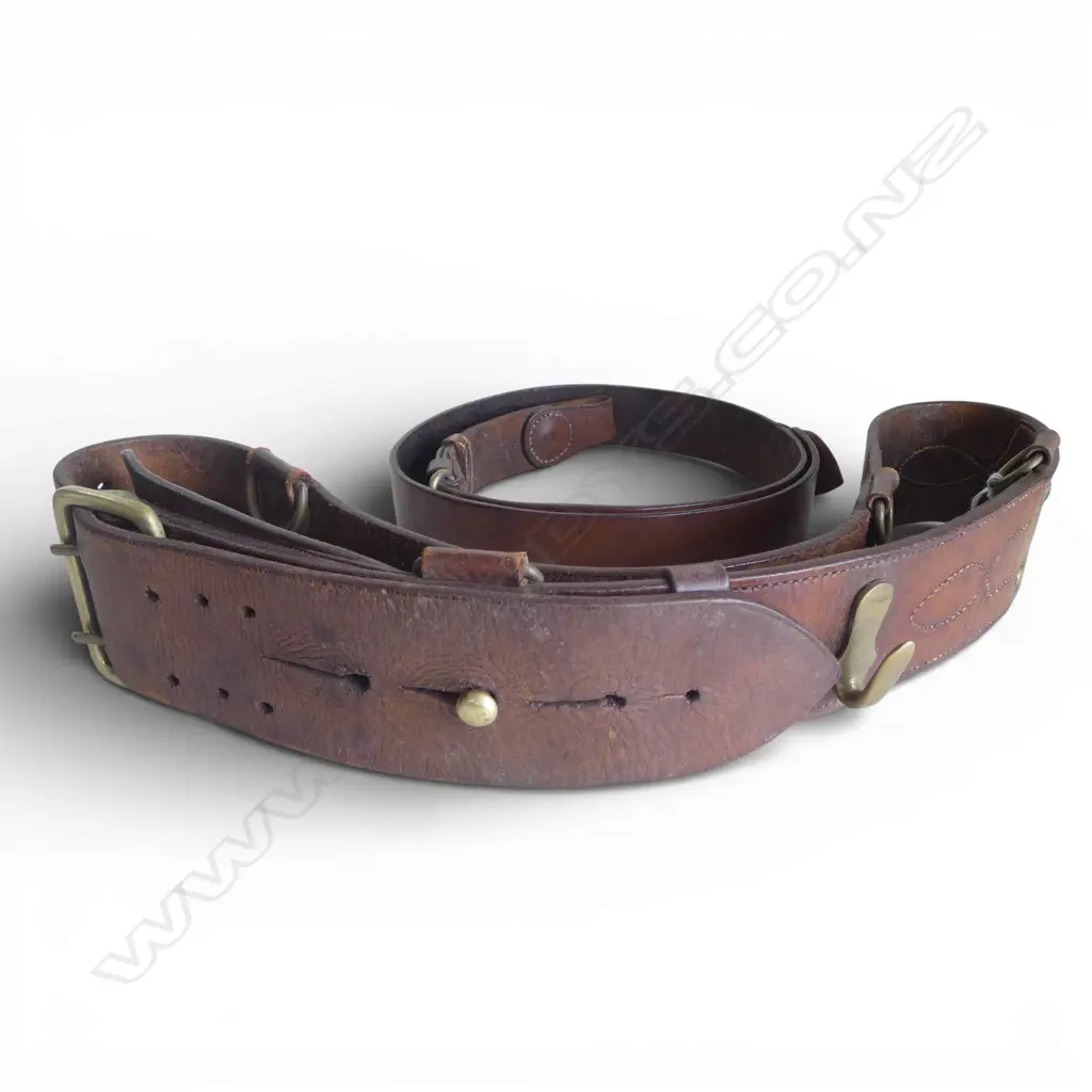 VINTAGE WWI/II LEATHER BRITISH OFFICERS SAM BROWNE BELT Image 1++