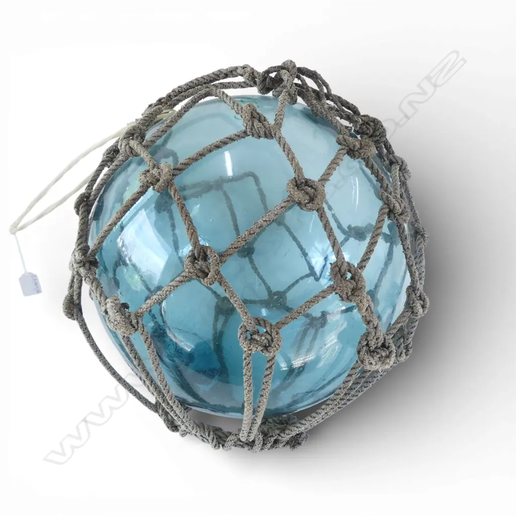 GLASS FISHING FLOAT w. NETTING 350mm dia Image 1++