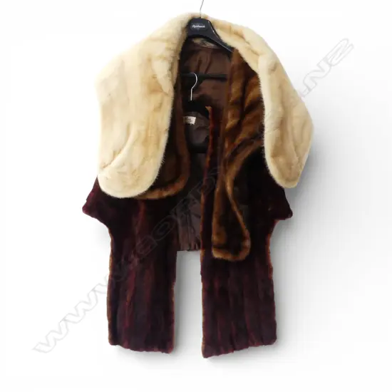 3 VINTAGE FUR STOLES