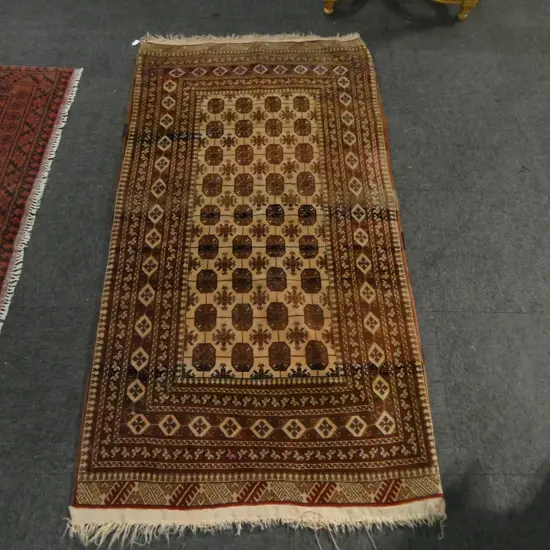 HAND KNOTTED WOOL PILE RUG 1900x1050mm