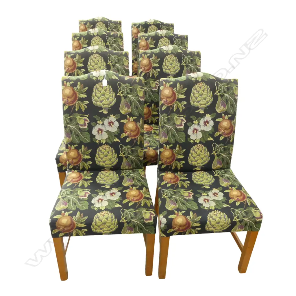 8 UPHOLSTERED DINING CHAIRS Image 1++