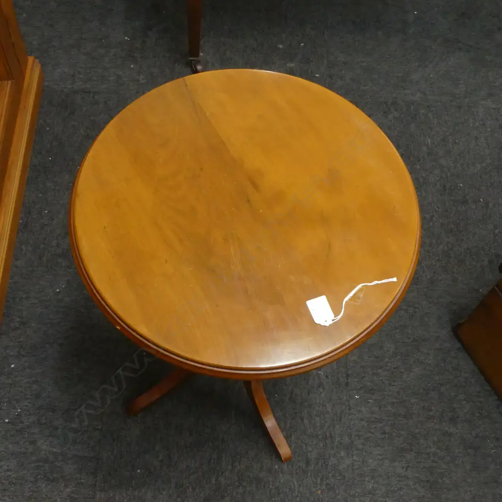 A GOOD NZ COLONIAL KAURI WINE TABLE  TURNED COLUMN AND 4-WAY BASE. DIA. 450. h.665mm Image 1++