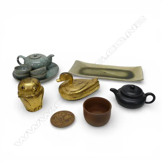 ASST. ORIENTAL ITEMS Incl. CRACKLE GLAZE SERVICE, LACQUER, etc