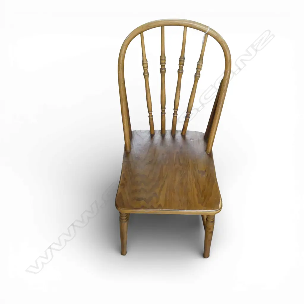 c1900 oak spindle back chair Image 1++