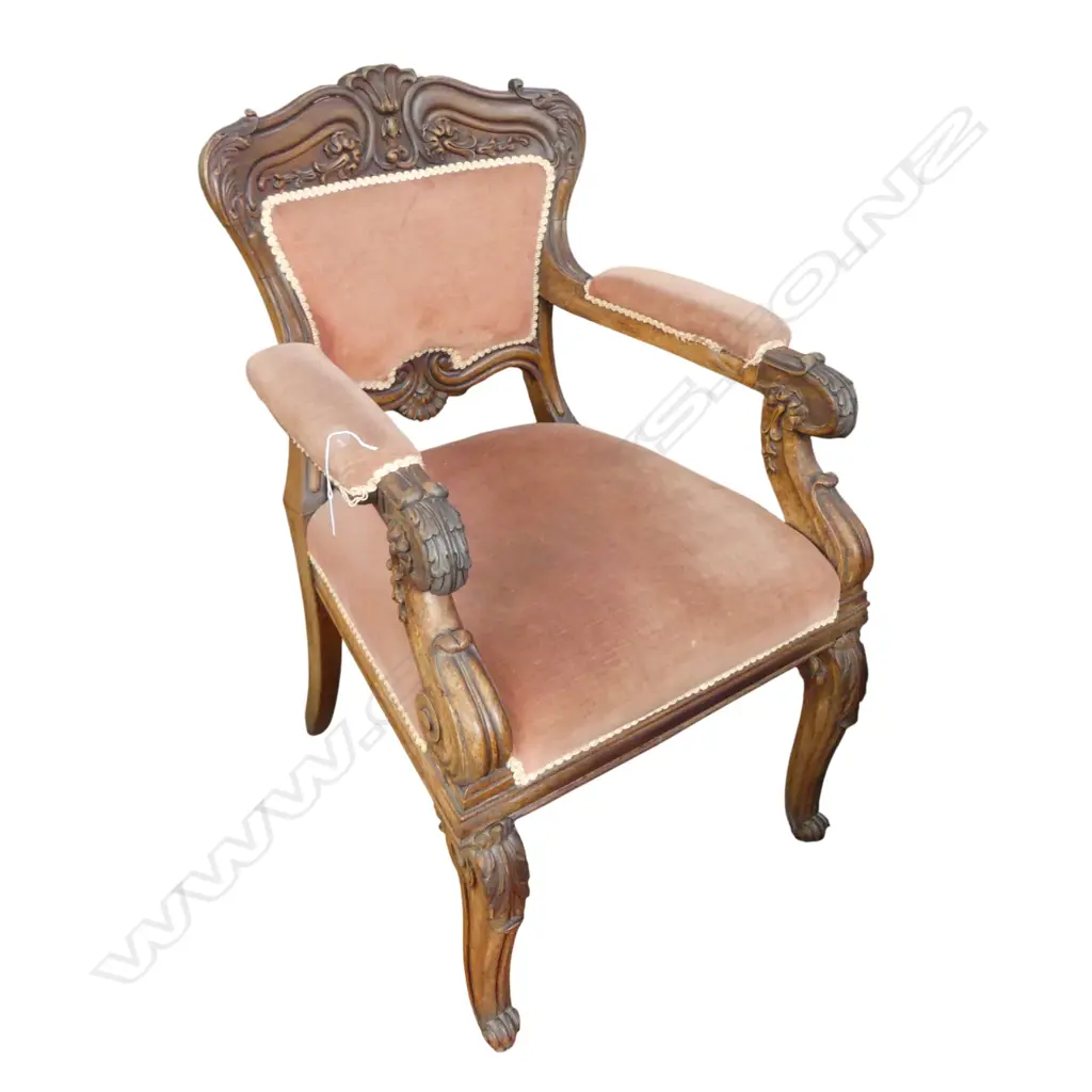 ANTIQUE UPHOLSTERED ARMCHAIR Image 1++