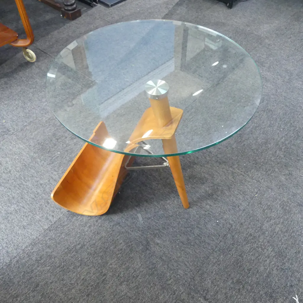 MODERN ITALIAN COFFEE TABLE, GLASS & WOOD H.550mm Image 1++