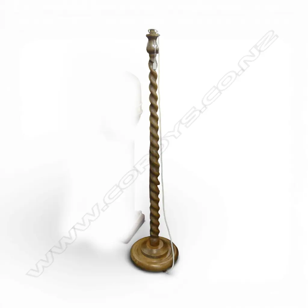 OAK BARLEY TWIST FLOOR LAMP H.1480mm NO SHADE Image 1++