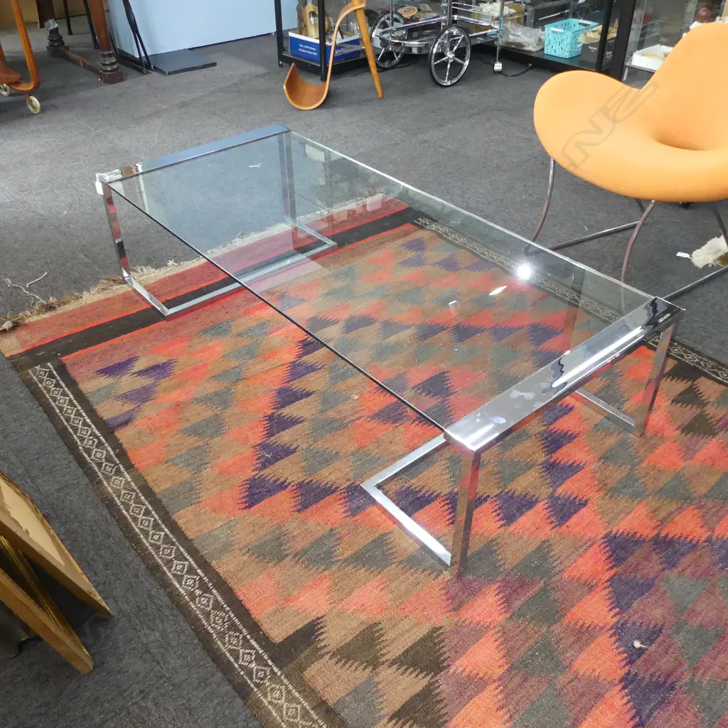 DESIGNER ITALIAN GLASS COFFEE TABLE 1400x605x335mm Image 1++
