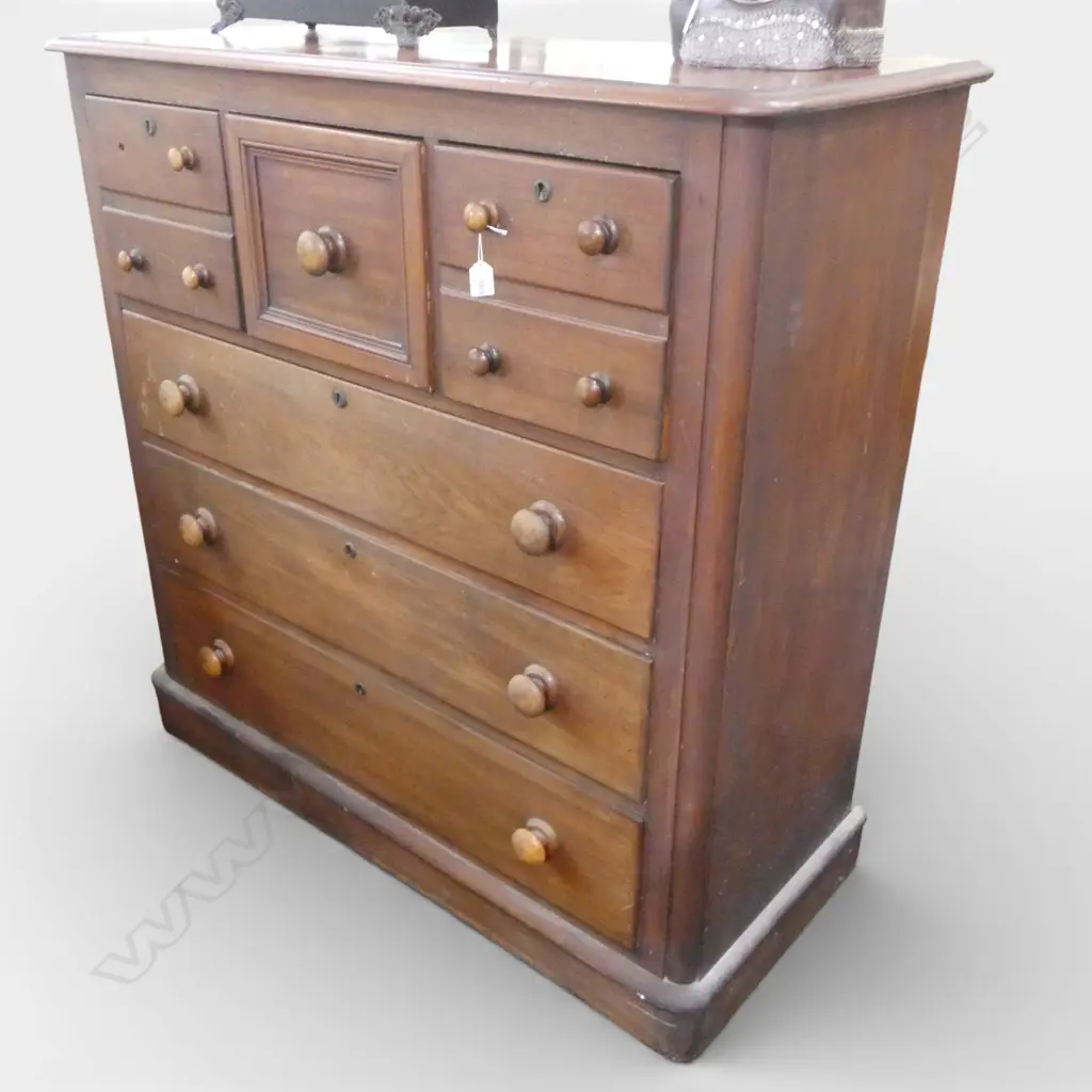 RIMU CHEST OF DRAWERS 1170 x 470 x 1180mm (handle missing) Image 1++