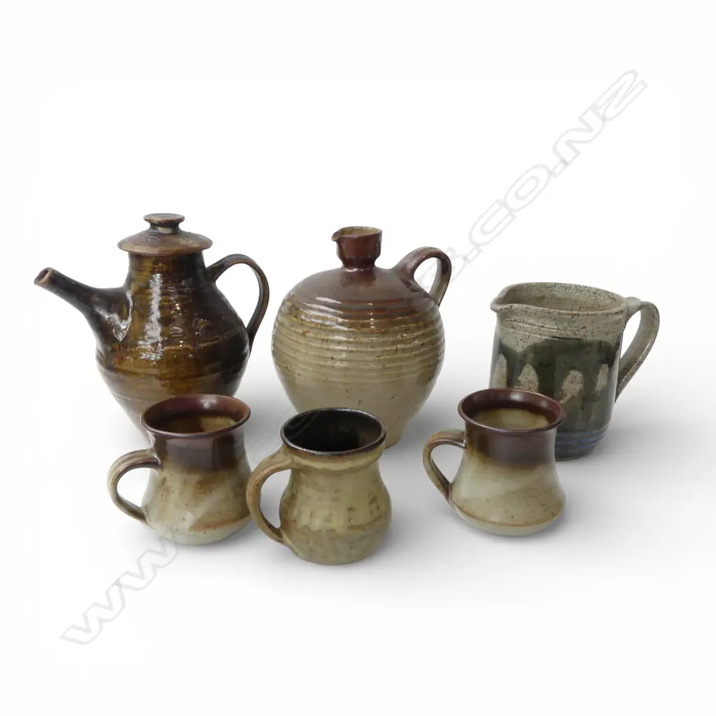 ASST. STUDIO POTTERY Image 1++