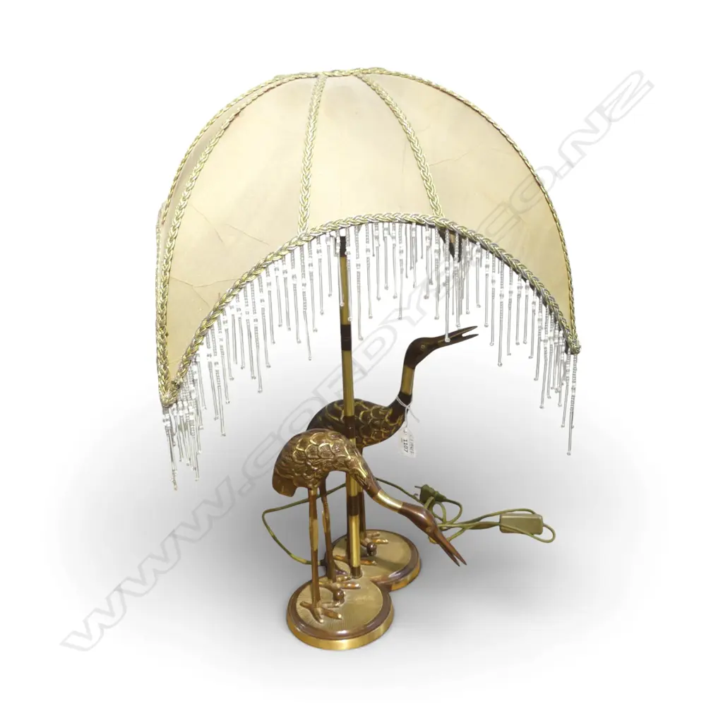 TABLE LAMP w. 2 BRASS CRANES & BEADED SHADE H.620mm Image 1++