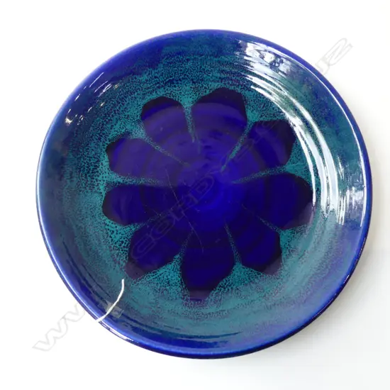 MORRIS JAMES POTTERY PLATTER Dia.360mm