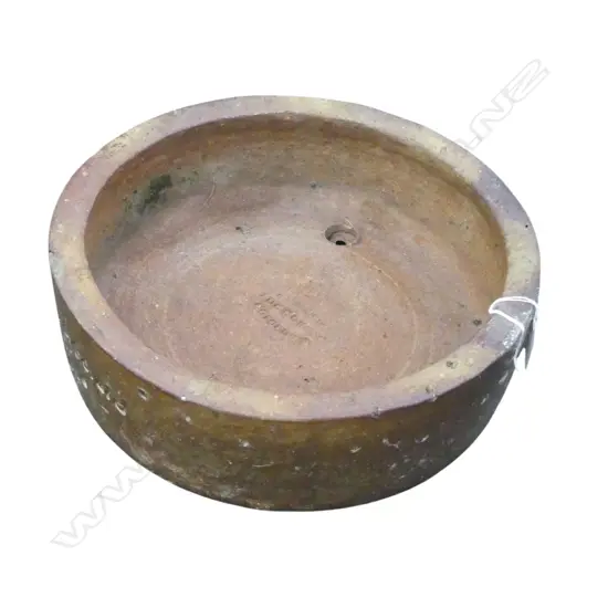 PLANTER POT 