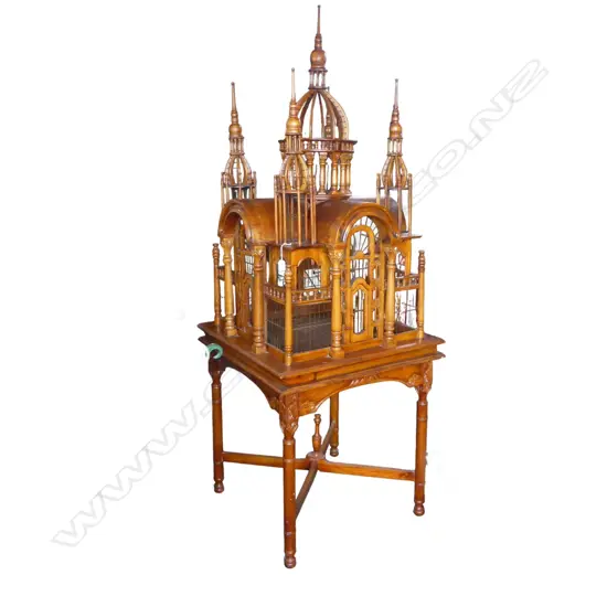 LARGE DECORATIVE EUROPEAN CATHEDRAL FORM BIRD CAGE TABLE 720x720x2000mm