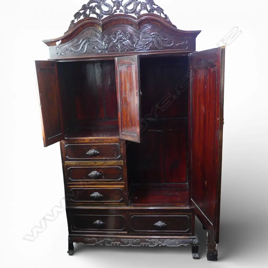 3 PCE CHINESE WARDROBE marked 1270x540x2420mm Image 1++
