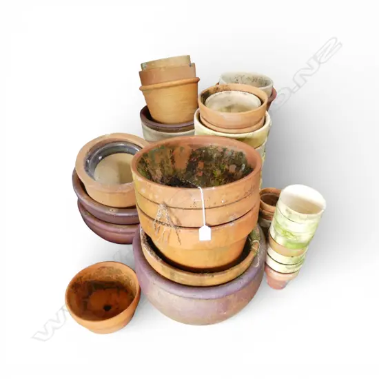 ASST. GARDEN PLANT POTS; TERRACOTTA ETC