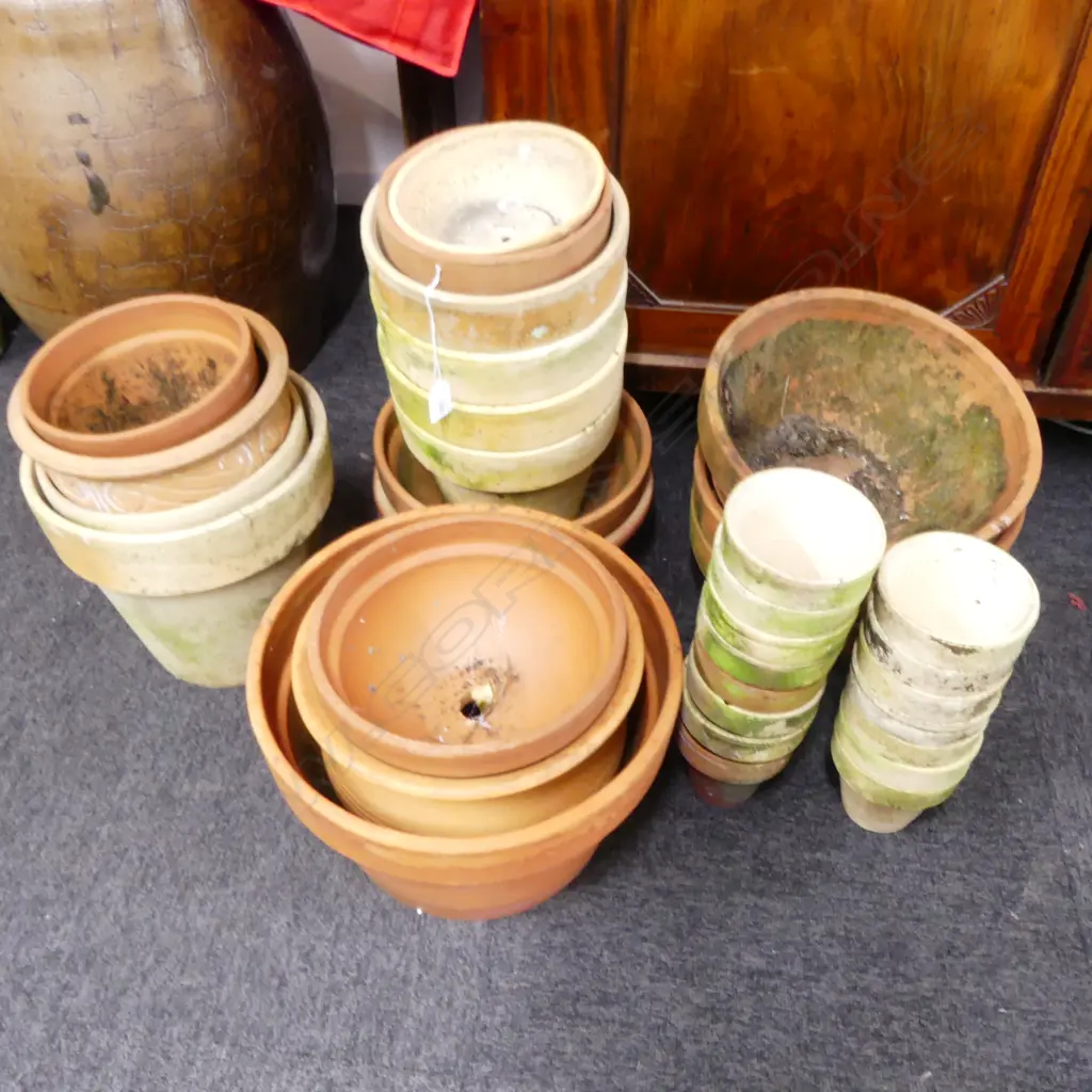 ASST. GARDEN PLANT POTS; TERRACOTTA ETC Image 1++