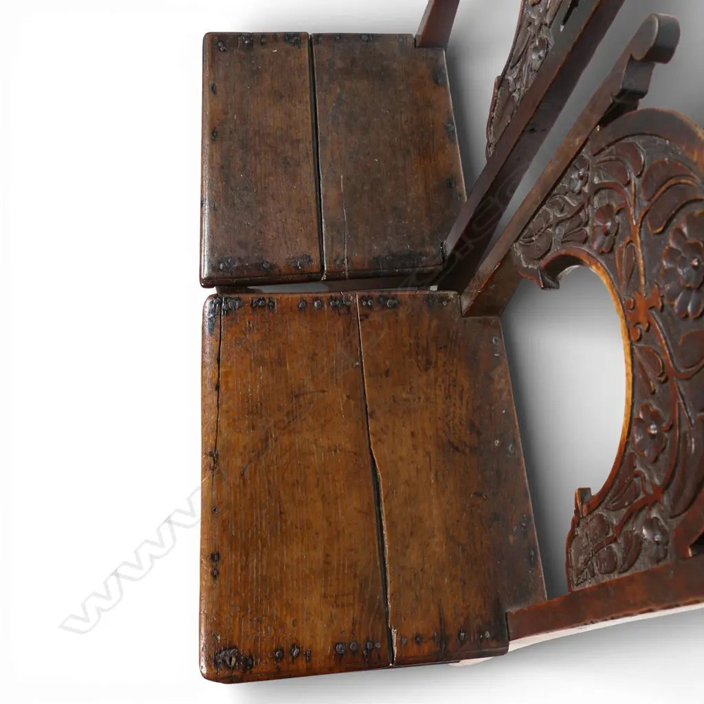 A pair of Georgian oak country house chairs, Image 1++