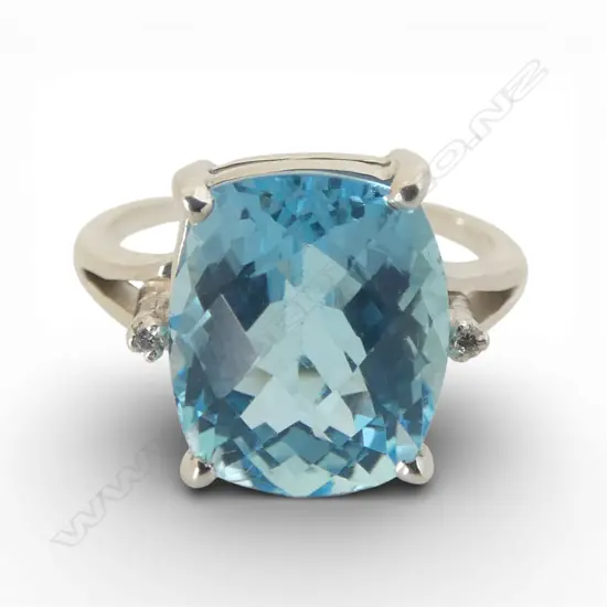 SILVER BLUE TOPAZ & DIAMOND RING SIZE P