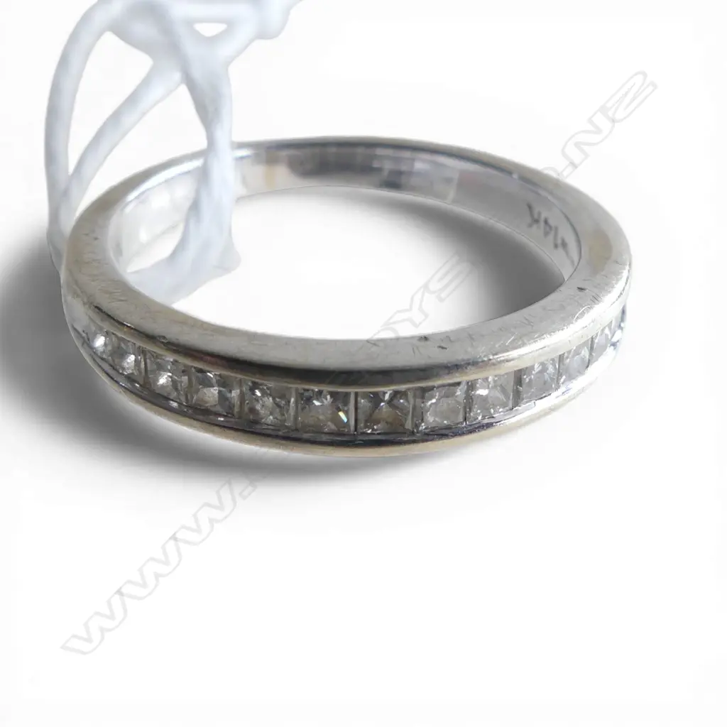 14ct WG  PRINCESS CUT DIAMOND RING 0.41TDW 2.6gms SIZE  K1/2 Image 1++