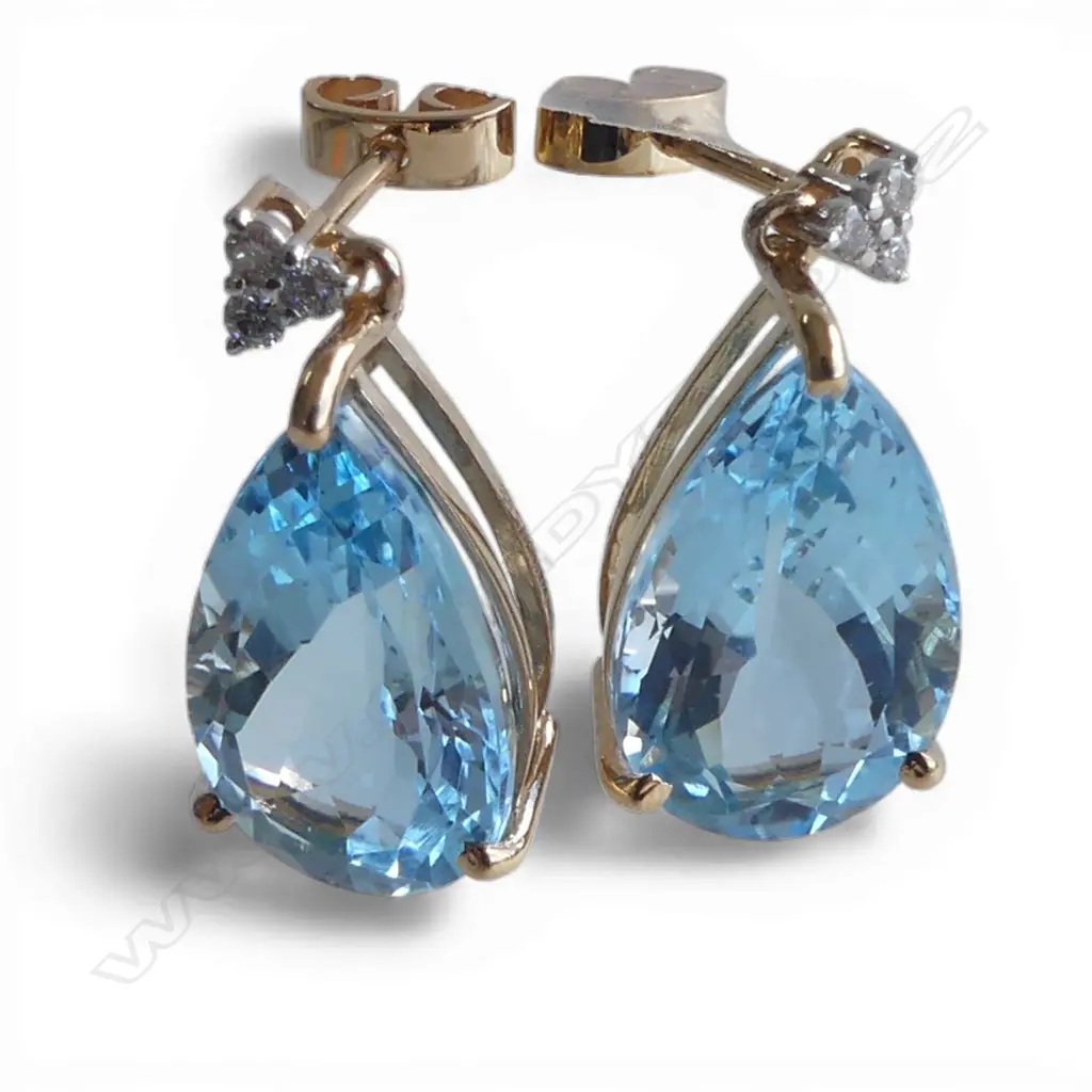 PR 14ct DIAMOND & BLUE TOPAZ EARRINGS Image 1++