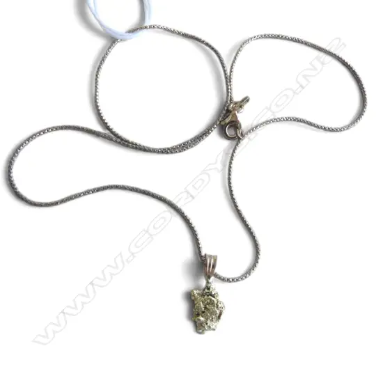 18CT GOLD NUGGET 1.6gms ON 925 SILVER GILT CHAIN