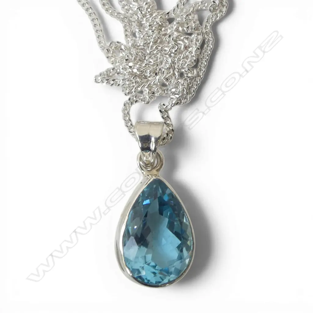 SILVER & SWISS BLUE TOPAZ PENDANT on SILVER CHAIN Image 1++
