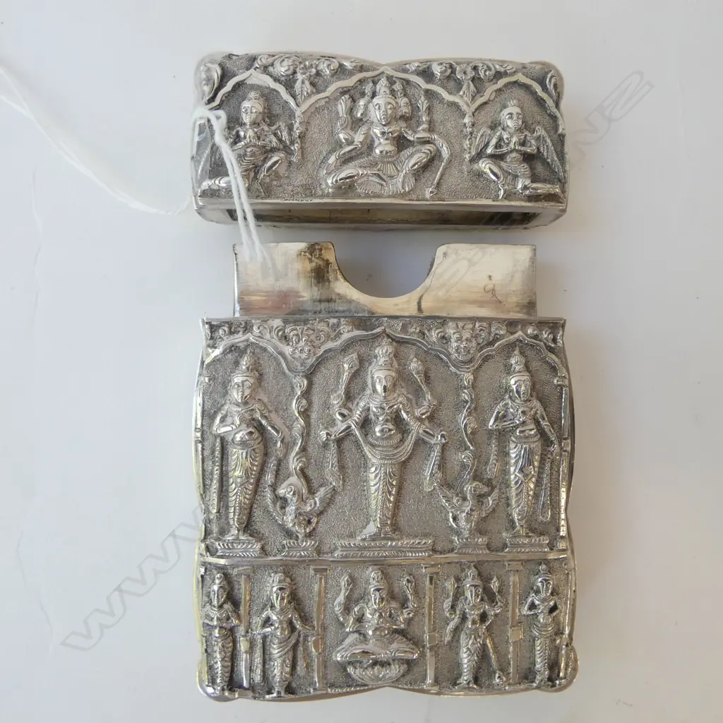 EMBOSSED ORIENTAL SILVER CARD CASE 100x75mm 136gms Image 1++