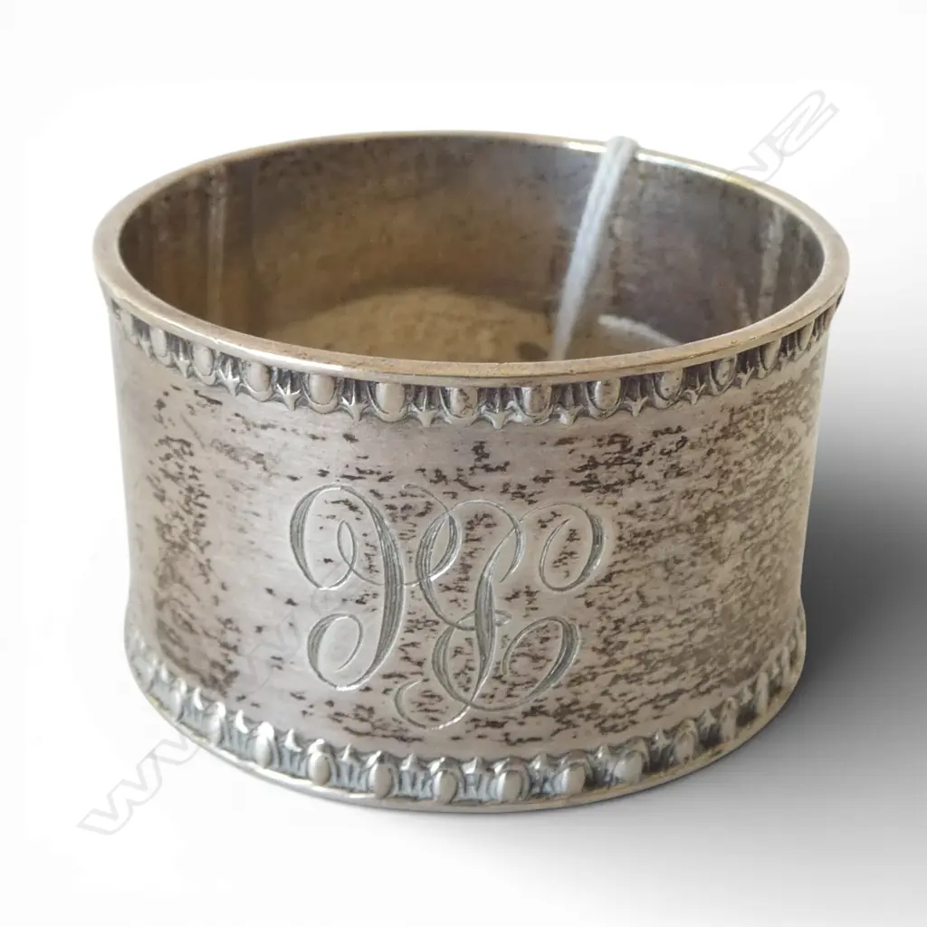 EDWARDIAN STG SILVER NAPKIN RING, BIRMINGHAM 1908, IN CASE, 34gms Image 1++