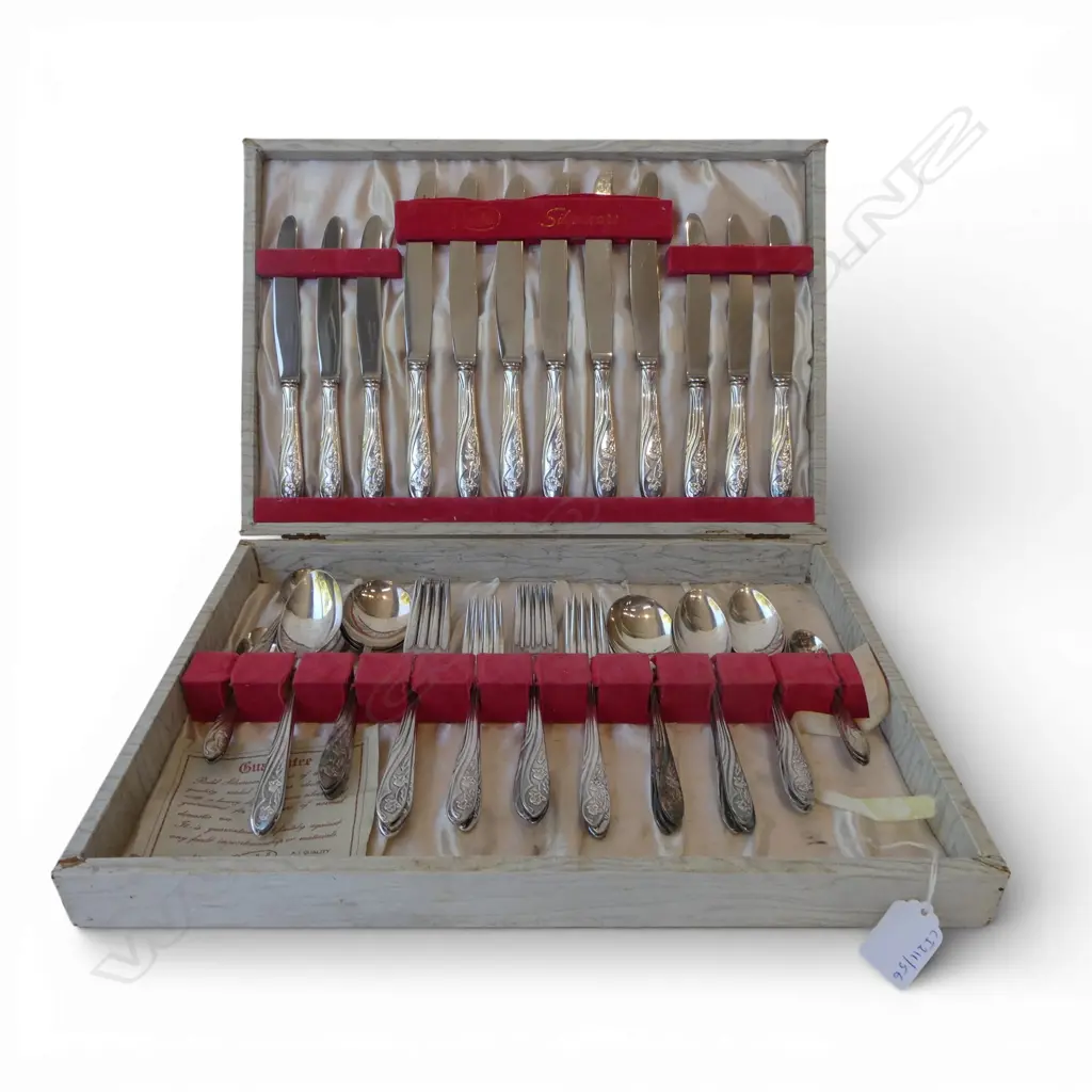 CASED EP CUTLERY SET Image 1++