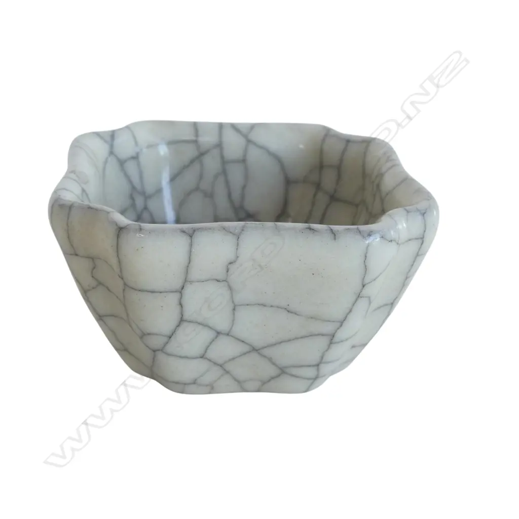 ORIENTAL BOWL, CRACKLE GLAZE 80x80mm Image 1++