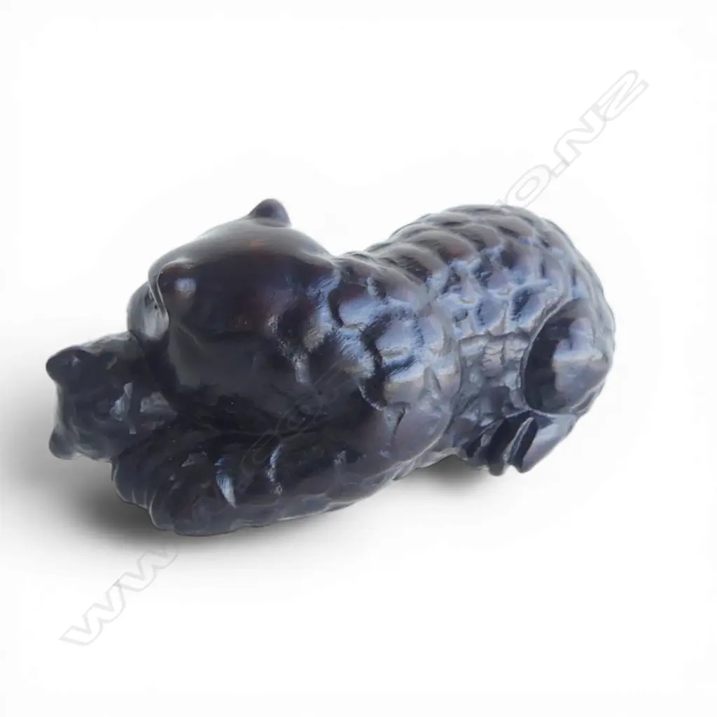 JAPANESE CARVED WOOD NETSUKE OF KUMA WITH CUB , UNSIGNED, L.57mm Image 1++