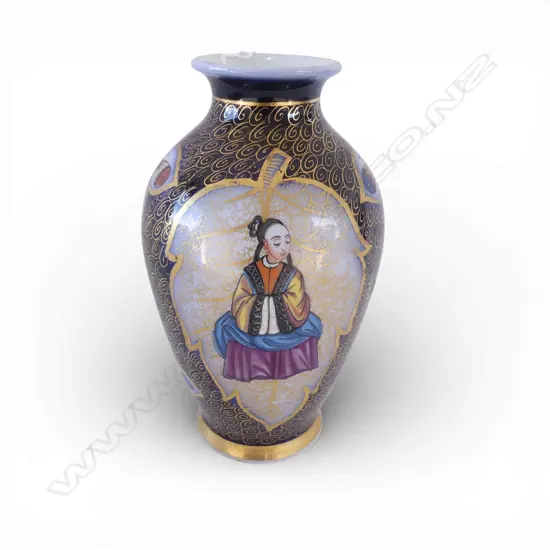 ANTIQUE PORCLAIN VASE CHINESE FIGURES H180MM