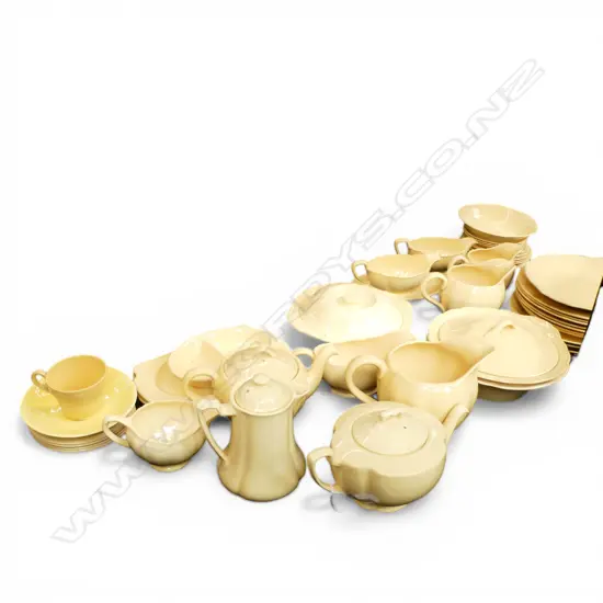 ASST. 'GOLDENDAWN' JOHNSON BROS CHINA 