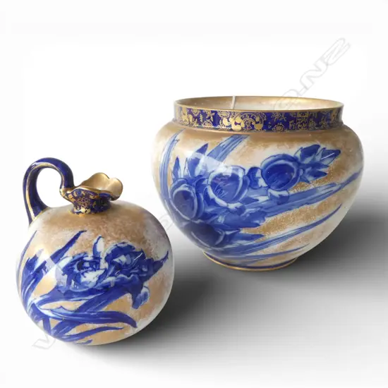 2 PCES ROYAL DOULTON BURSLEM Dia.220mm