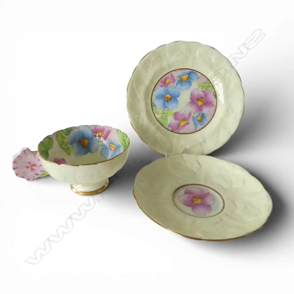 PARAGON TRIO floral handle  Image 1++