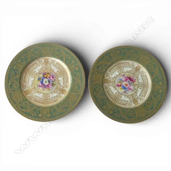 PR ROYAL WORCESTER CABINET PLATES SIGNED E. PHILLIPS 265mm dia