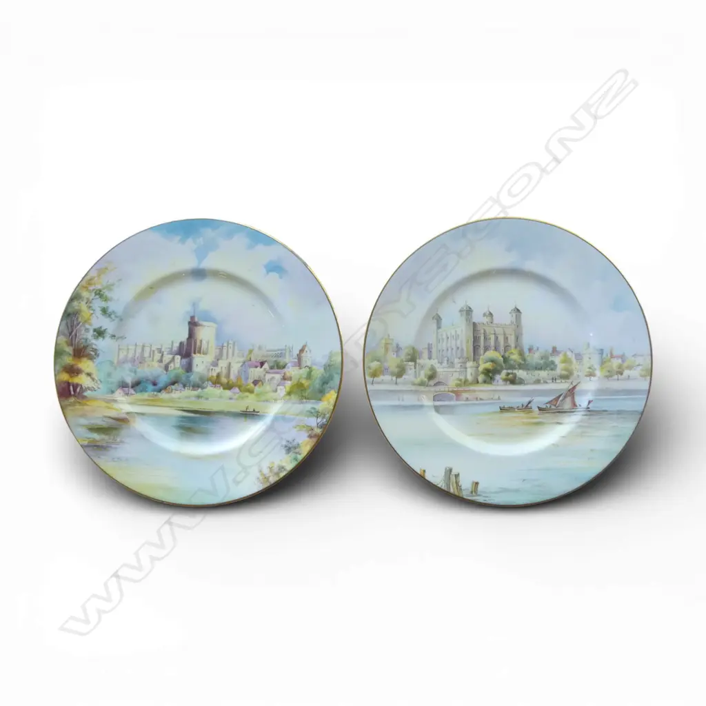 2 MINTONS HAND FINISHED CABINET PLATES SIGNED J. SHAW; WINDSOR CASTLE & TOWER OF LONDON 270mm dia Image 1++