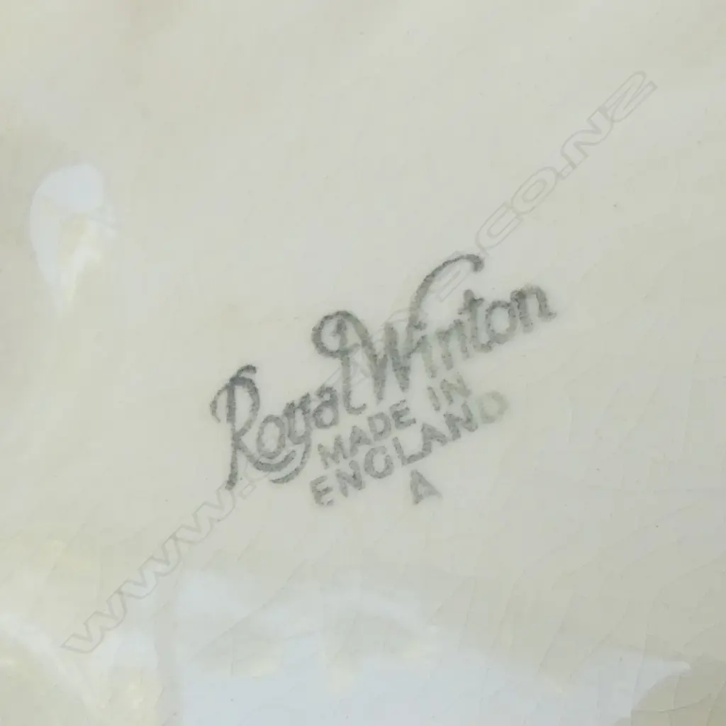 WEDGWOOD DISH + ROYAL WINTON DISH + AYNSLEY PIN DISH Image 1++