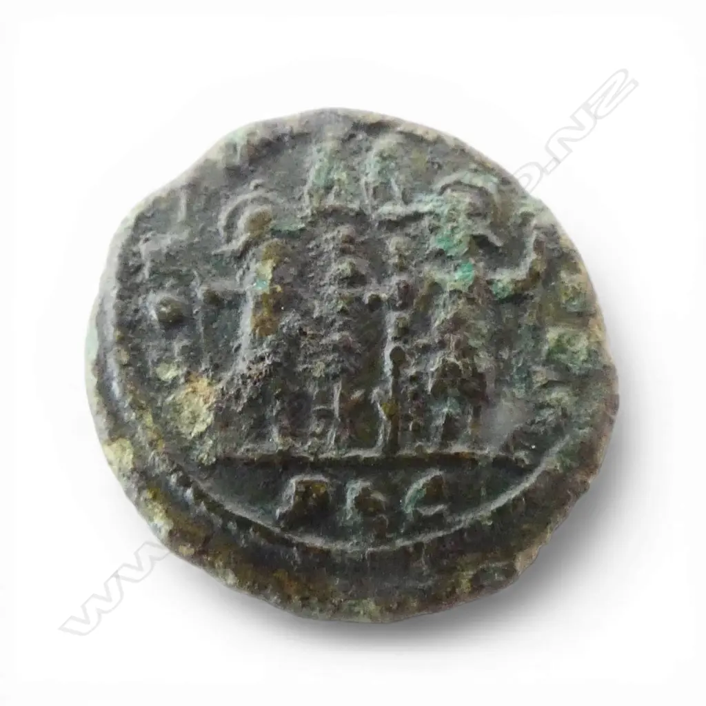 ROMAN COIN CONSTANTIUS II 337-361 AD  Image 1++