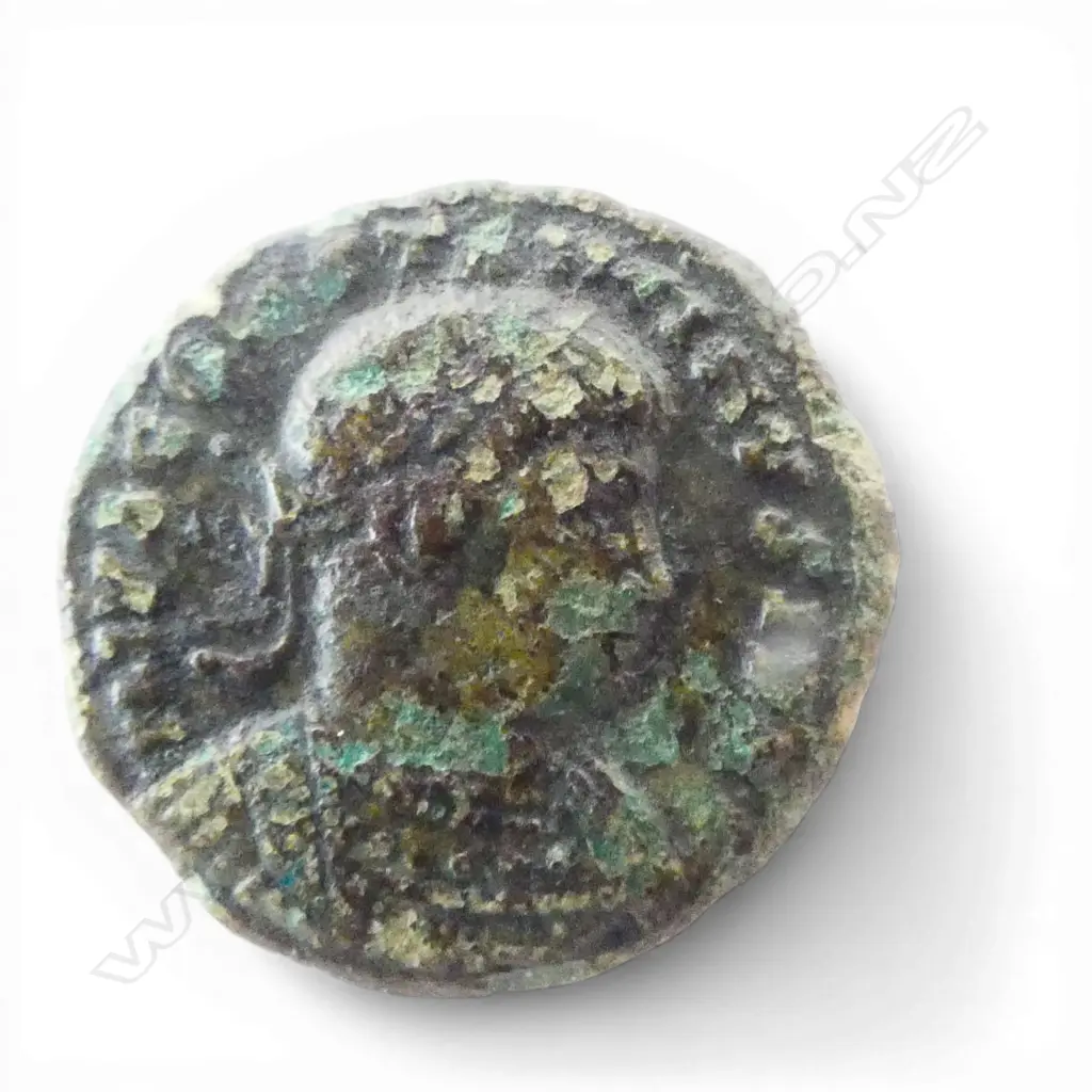 ROMAN COIN CONSTANTIUS II 337-361 AD  Image 1++