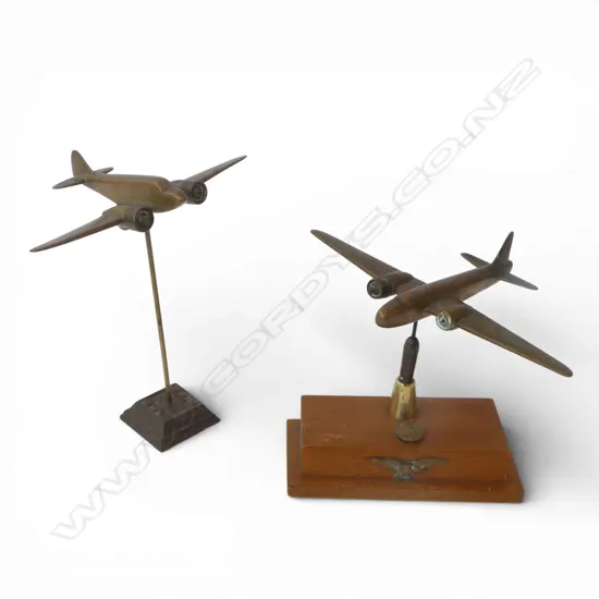 2 BRASS PLANES 2.195mm + 2 STANDS faults 