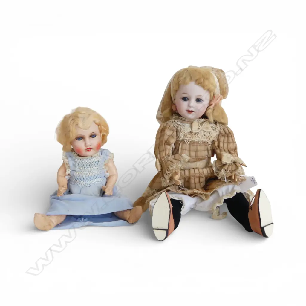 2 VINTAGE DOLLS one with porcelain face, Kestner? L.340mm Image 1++