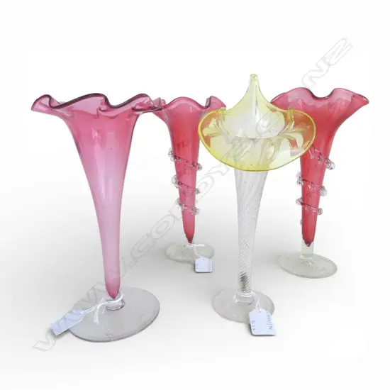 PR VINTAGE CRANBERRY GLASS VASES H250MM & 2 OTHERS