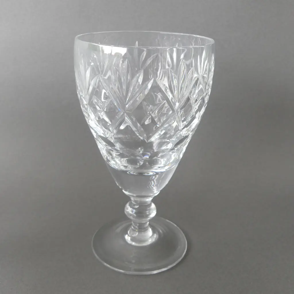 A SET OF 11 ENGLISH CRYSTAL WINE GLASSES H.120MM Image 1++