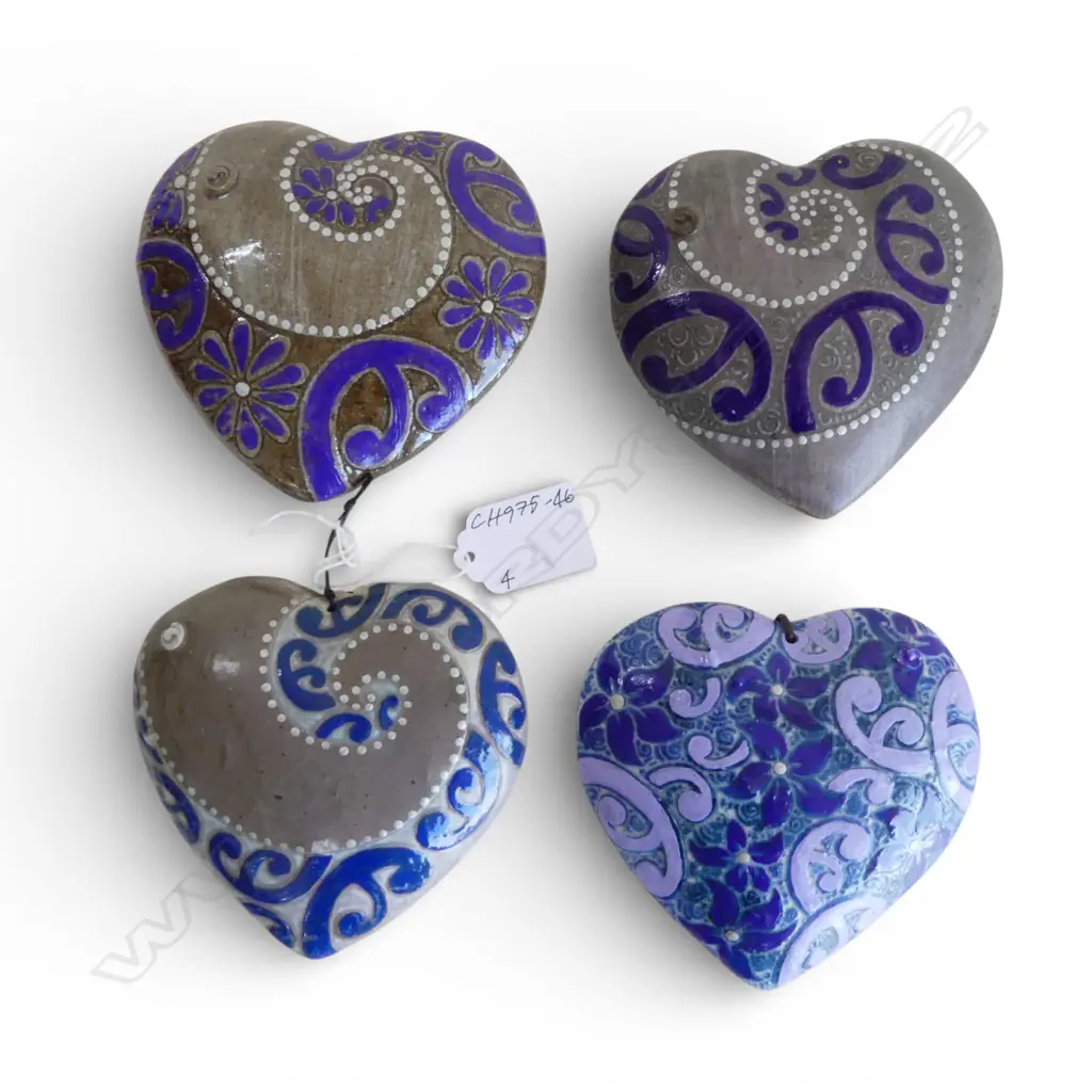 4 KEUM SUN LEE CERAMIC HEARTS, L.110mm, wall hanging Image 1++